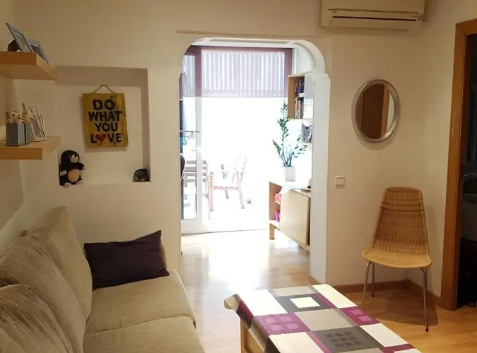 Habitacion En Piso Compartido Cerca Del Camp Nou