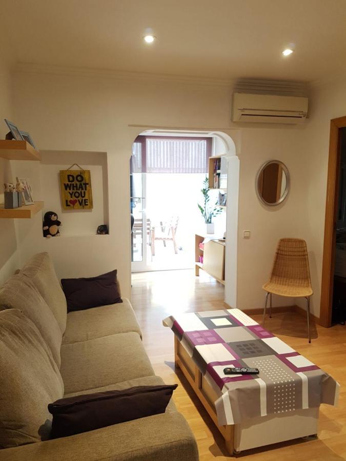 En Piso Compartido Cerca Del Camp Nou Homestay